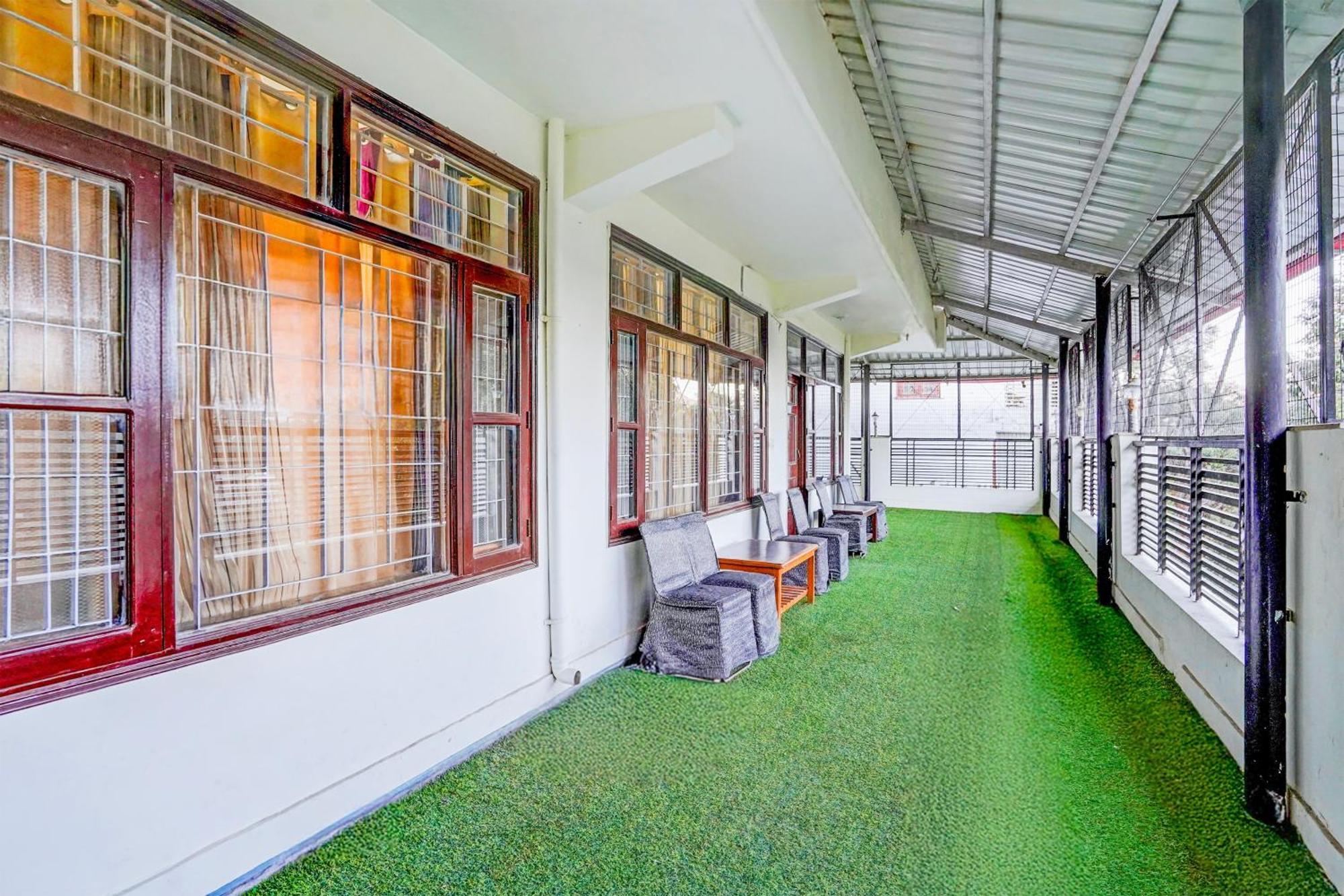 Super Townhouse Mall Road Near Library Chowk Mussoorie Exterior foto